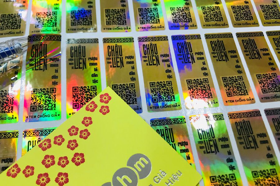 in tem 7 màu hologram chống giả rượu