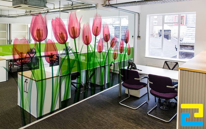 Decal trong lấy hoa để trang trí khi dán lên tường bằng kính decal-dan-kinh