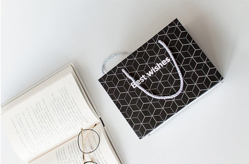 tui-giay-dung-qua-den-trang