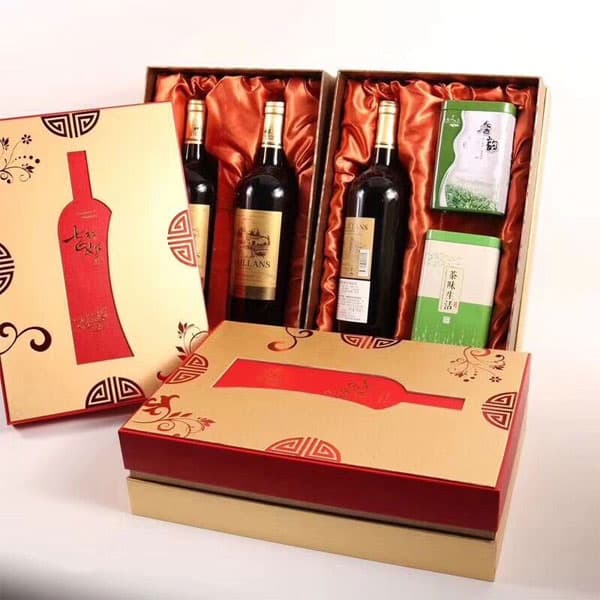 Hộp giấy đựng rượu dùng làm quà biếu phù hợp dành cho doanh nghiệp hop-giay-dung-ruou